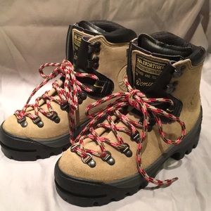 LA SPORTIV Women’s Boots